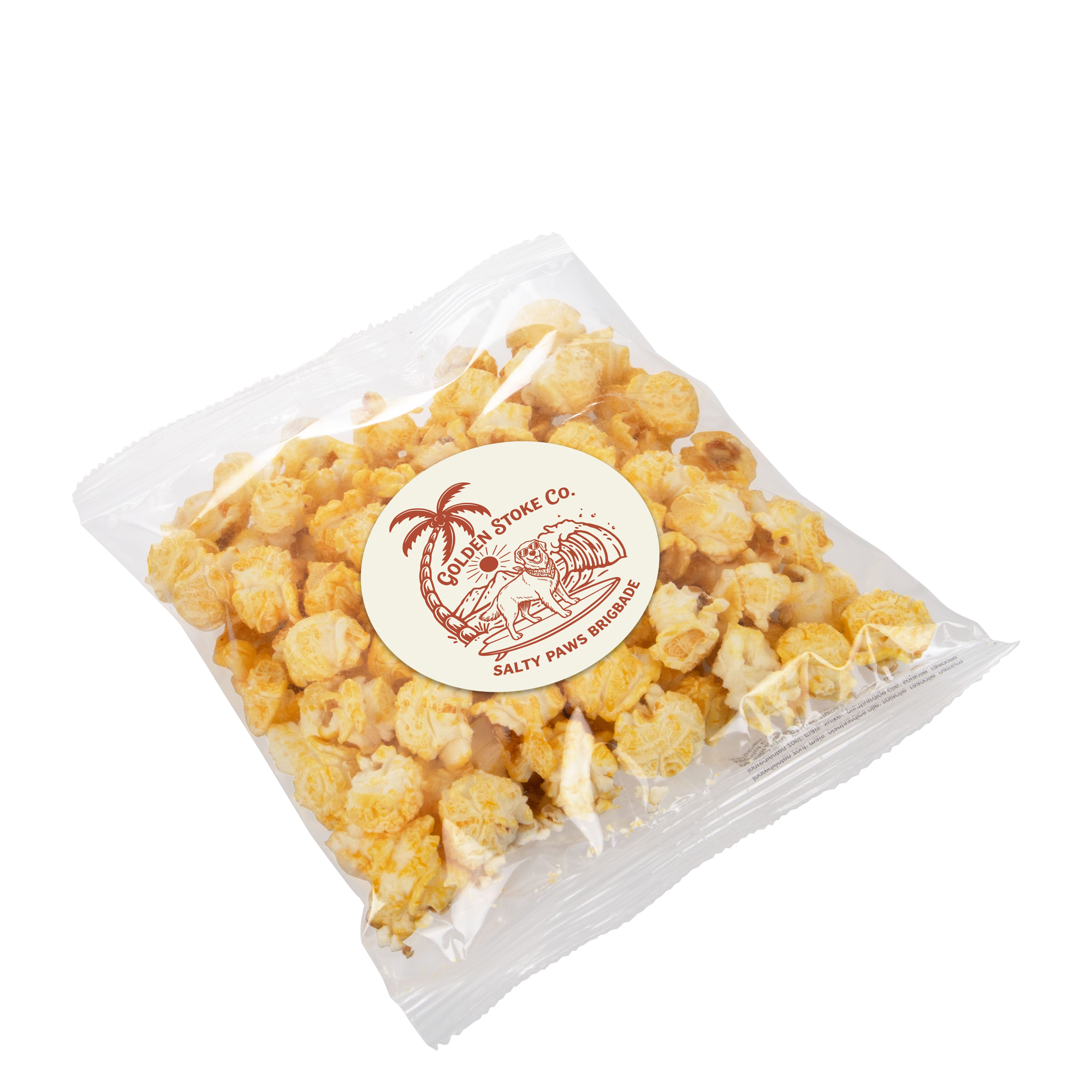 Transparenter Tüte mit salzigem Popcorn